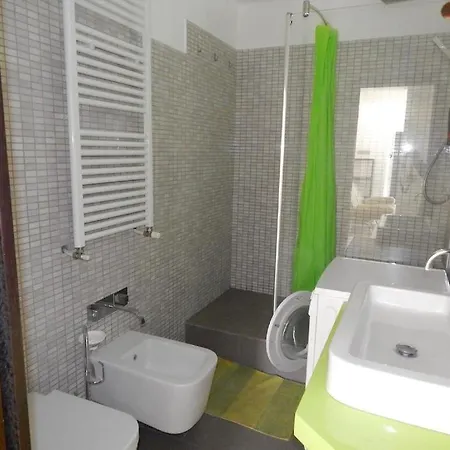 Apartment Bilocale Con Giardino A - S104 *